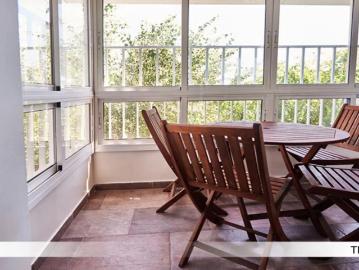 Room in a shared 3 bedroom apartment for rent in El Tardón, only students