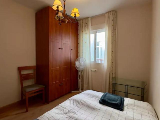 Room in a shared 3 bedroom apartment for rent in Huelin, all bills included