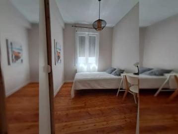 Room in a shared 3 bedroom apartment for rent in Iralabarri, Bilbao