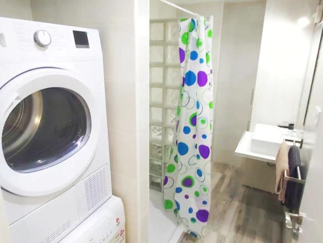 Room in a shared 3 bedroom apartment for rent in Vistafranca