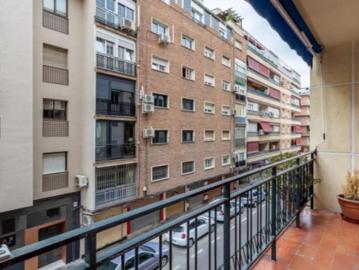 Room in a shared 4 bedroom apartment for rent in Camino de Ronda, Granada