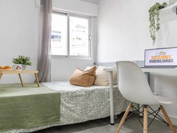 Room in a shared 4 bedroom apartment for rent in Casco Histórico de Vicálvaro