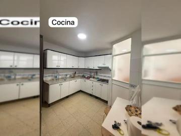 Room in a shared 4 bedroom apartment for rent in Alcaravaneras
