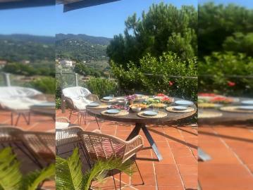 Room in a shared 4 bedroom apartment for rent in Alella
