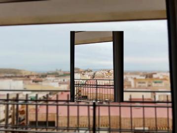 Room in a shared 4 bedroom apartment for rent in Alicante