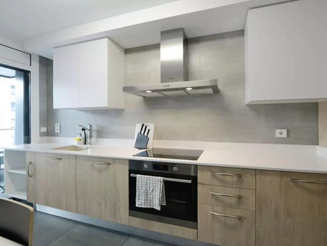 Room in a shared 4 bedroom apartment for rent in Basurtu, all bills included