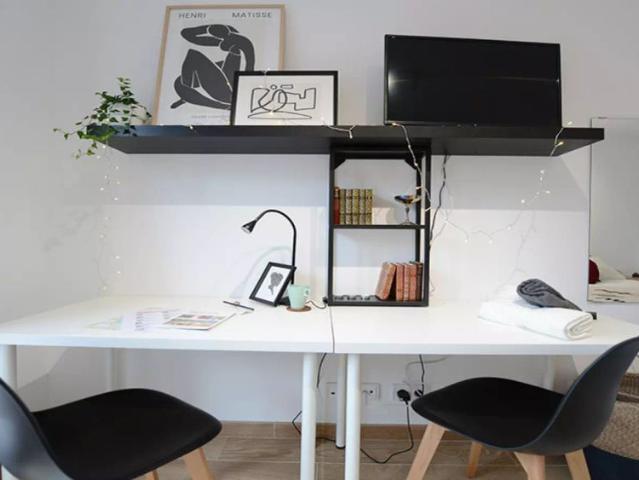Room in a shared 4 bedroom apartment for rent in Basurtu, all bills included