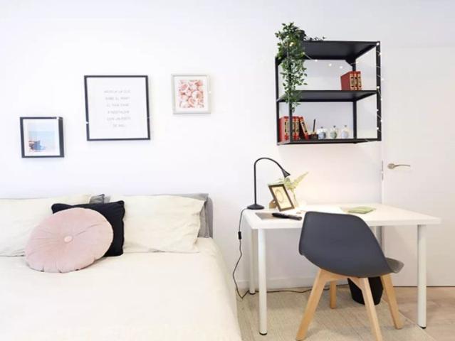 Room in a shared 4 bedroom apartment for rent in Basurtu, bills included, perfect for professionals and students