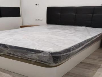 Room in a shared 4 bedroom apartment for rent in el Guinardo