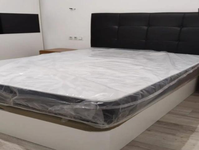Room in a shared 4 bedroom apartment for rent in el Guinardo