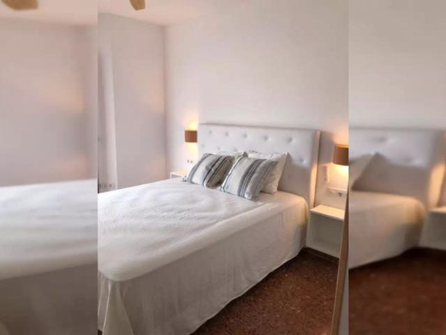 Room in a shared 4 bedroom apartment for rent in Javea