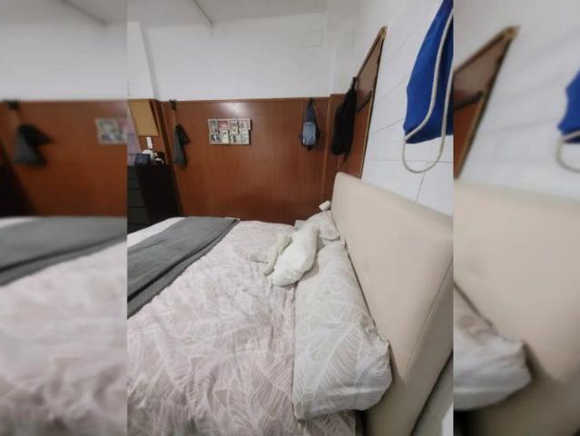 Room in a shared 4 bedroom apartment for rent in La Plata, professionals only
