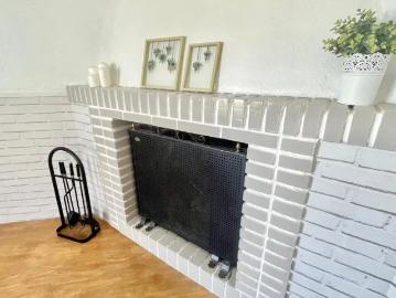 Room in a shared 4 bedroom apartment for rent in Santiponce, some bills included