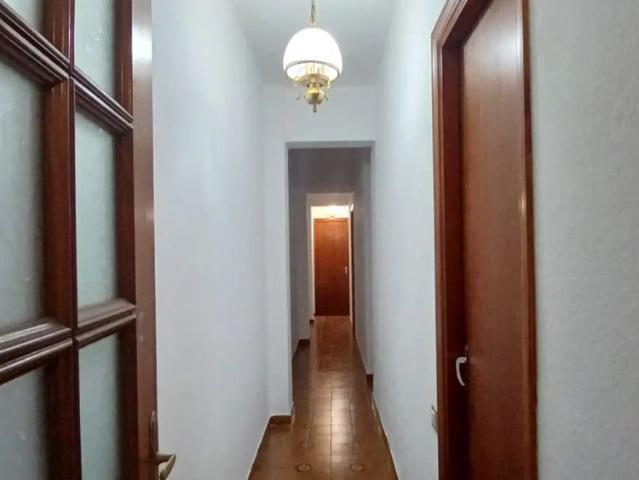 Room in a shared 4 bedroom apartment for rent in Zona Centro, all bills included