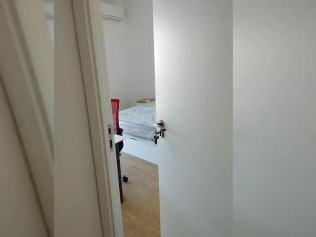 Room in a shared 4 bedroom apartment for rent in Zaragoza
