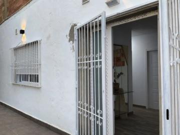 Room in a shared 5 bedroom apartment for rent in Catadau