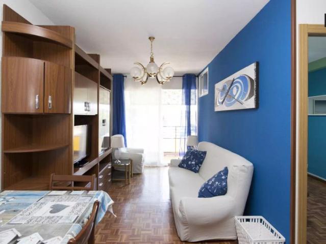 Room in a shared 5 bedroom apartment for rent in Alcalá de Henares