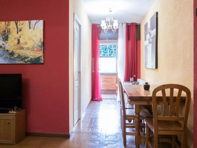Room in a shared 5 bedroom apartment for rent in Alcalá de Henares