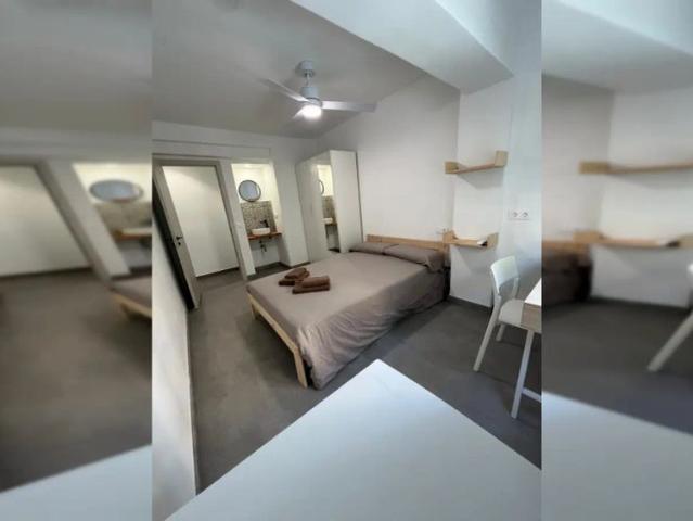 Room in a shared 5 bedroom apartment for rent in Alicante, all bills included