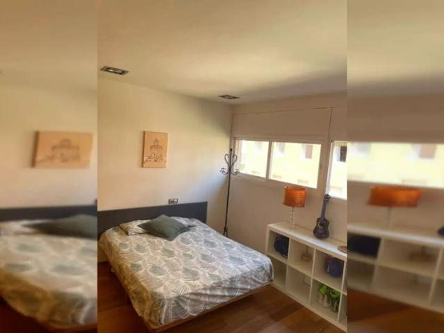 Room in a shared 5 bedroom apartment for rent in El Cano Los Bermejales