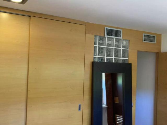 Room in a shared 5 bedroom apartment for rent in El Cano Los Bermejales