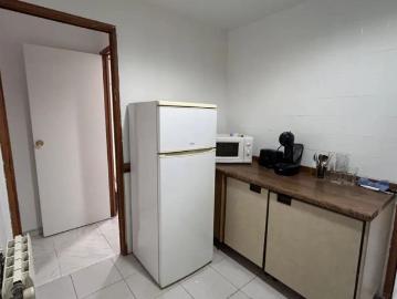 Room in a shared 5 bedroom apartment for rent in Fuenlabrada, professionals only