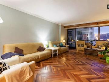 Room in a shared 5 bedroom apartment for rent in Iralabarri, Bilbao, only females, workers or postgraduate students