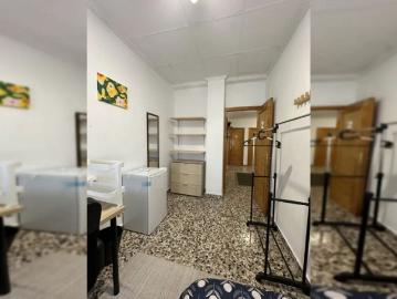 Room in a shared 5 bedroom apartment for rent in Murcia, for professionals and students