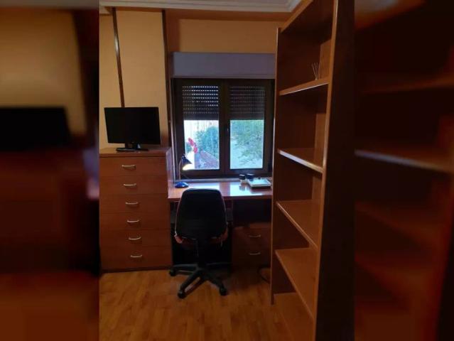Room in a shared 5 bedroom apartment for rent in Salamanca