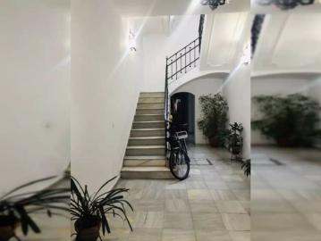 Room in a shared 5 bedroom apartment for rent in San Julián