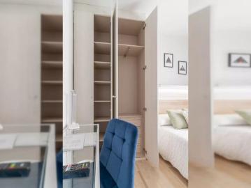 Room in a shared 5 bedroom apartment for rent in Puerta del Ángel