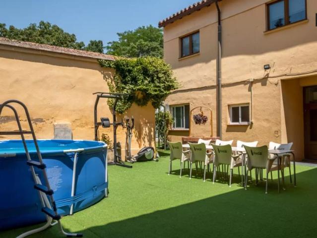 Room in a shared 6 bedroom apartment for rent in Alcalá de Henares, only students