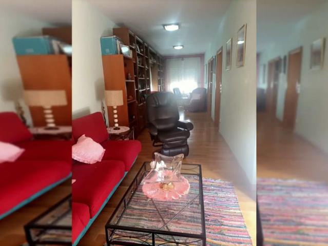 Room in a shared 6 bedroom apartment for rent in Barcelona, bills included