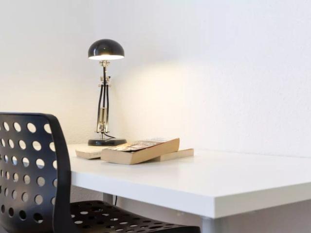 Room in a shared 6 bedroom apartment for rent in Palos de Moguer, suitable for students and professionals