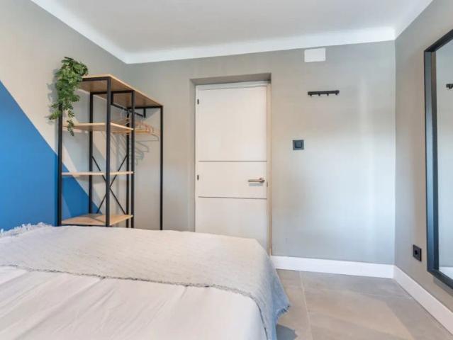 Room in a shared 6 bedroom apartment for rent in Pueblo Nuevo, no couples