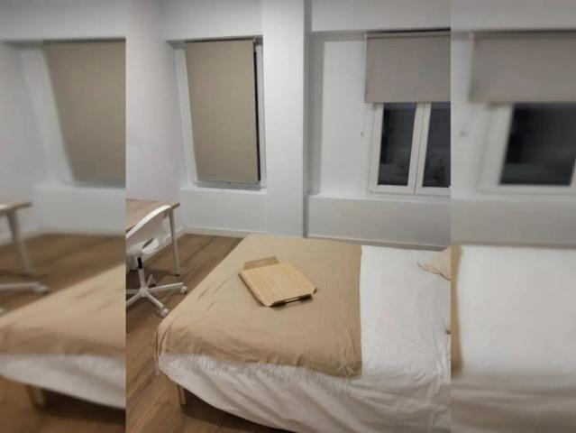 Room in a shared 7 bedroom apartment for rent in Triana, bills included, perfect for professionals and students
