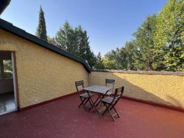 Room in a shared 8 bedroom apartment for rent in Aravaca, bills included