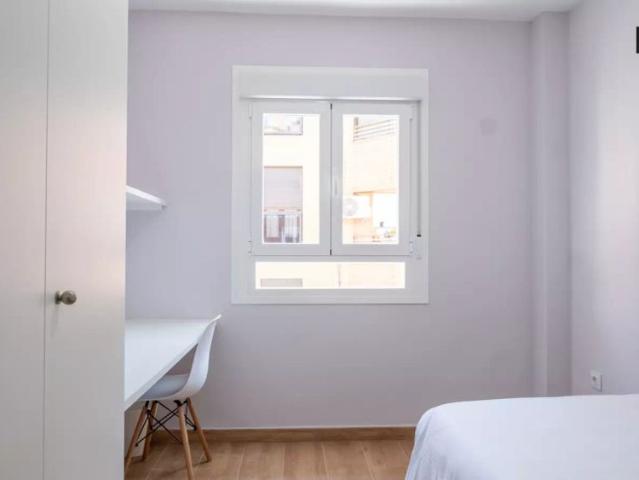 Room in a shared 8 bedroom apartment for rent in Getafe, only students
