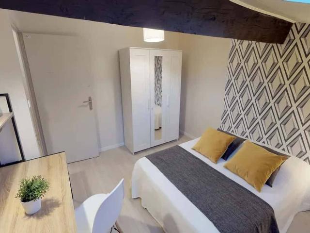 Room in Cours Gambetta, Montpellier for 115 m² with 6 bedrooms