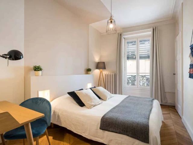 Room in Rue de la République, Lyon for 146 m² with 5 bedrooms
