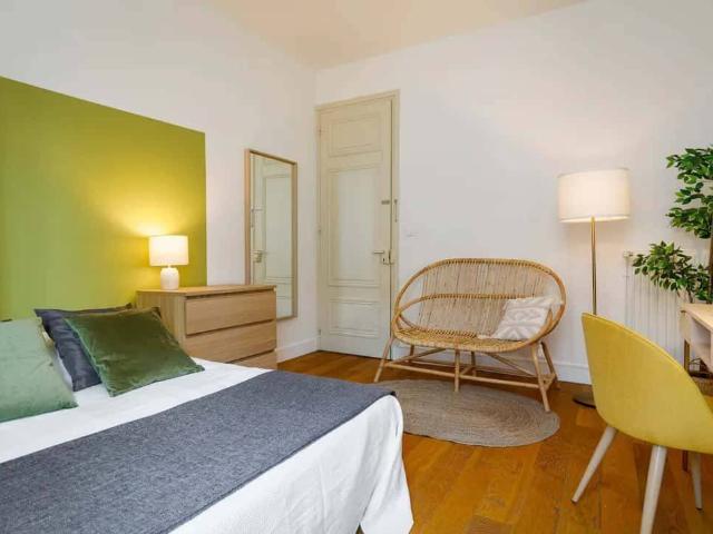 Room in Rue de la République, Lyon for 121 m² with 4 bedrooms