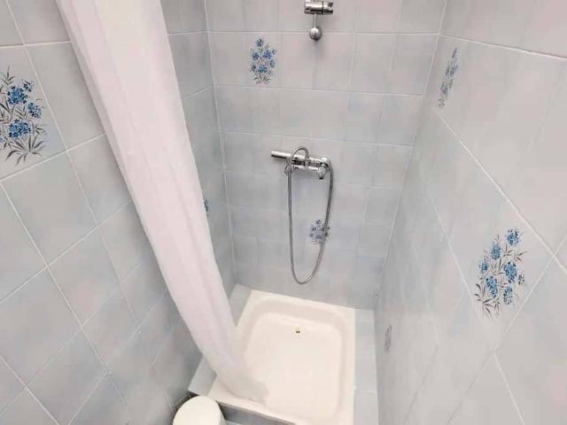 Room in Rue Juliette Récamier, Lyon for 102 m² with 5 bedrooms