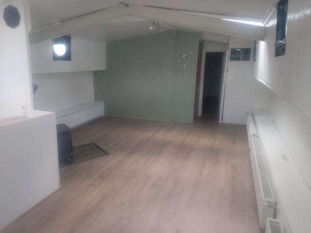 Room in student houseboat in center Rotterdam