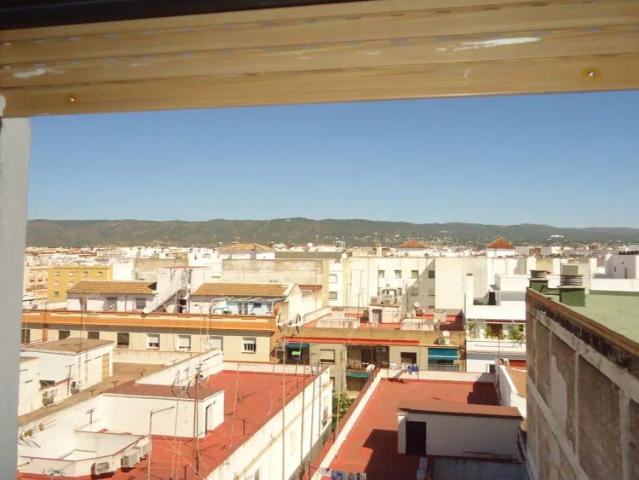 Room in shared apartment in Cordoba