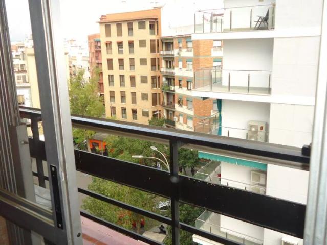 Room in shared apartment in Córdoba