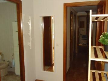 Room in shared apartment in Córdoba
