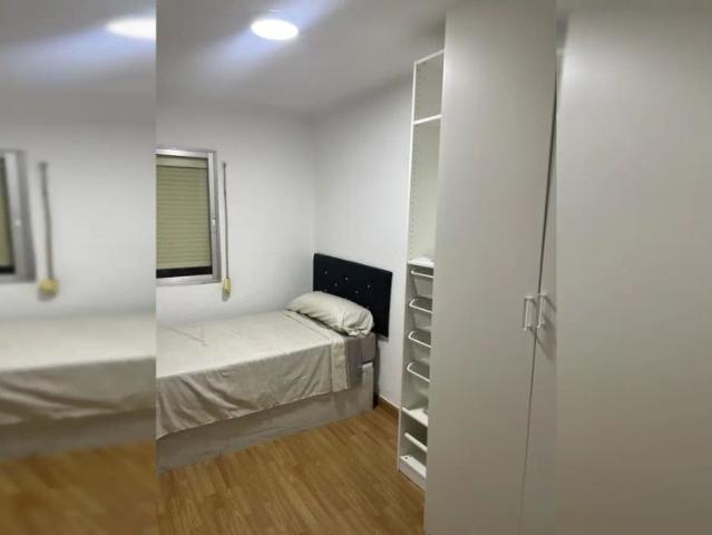 Room in shared apartment in Alcalá de Henares