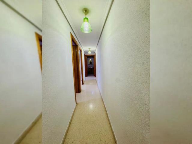 Room in shared apartment in Almería