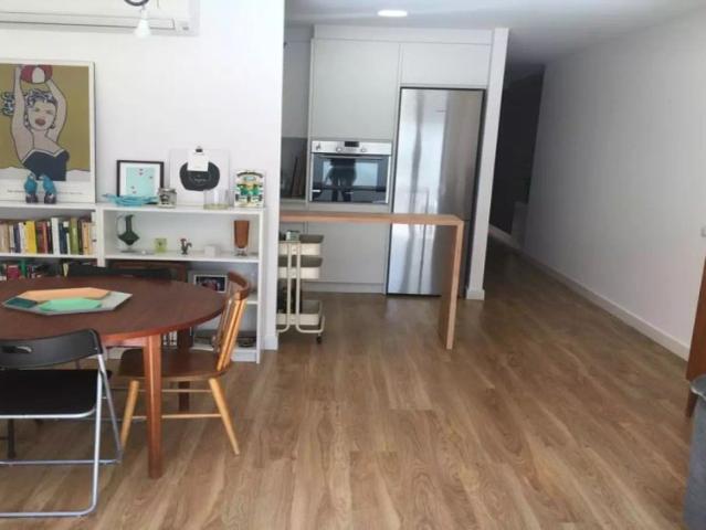Room in shared apartment in Badalona