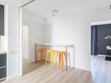 Room in shared apartment in Barcelona